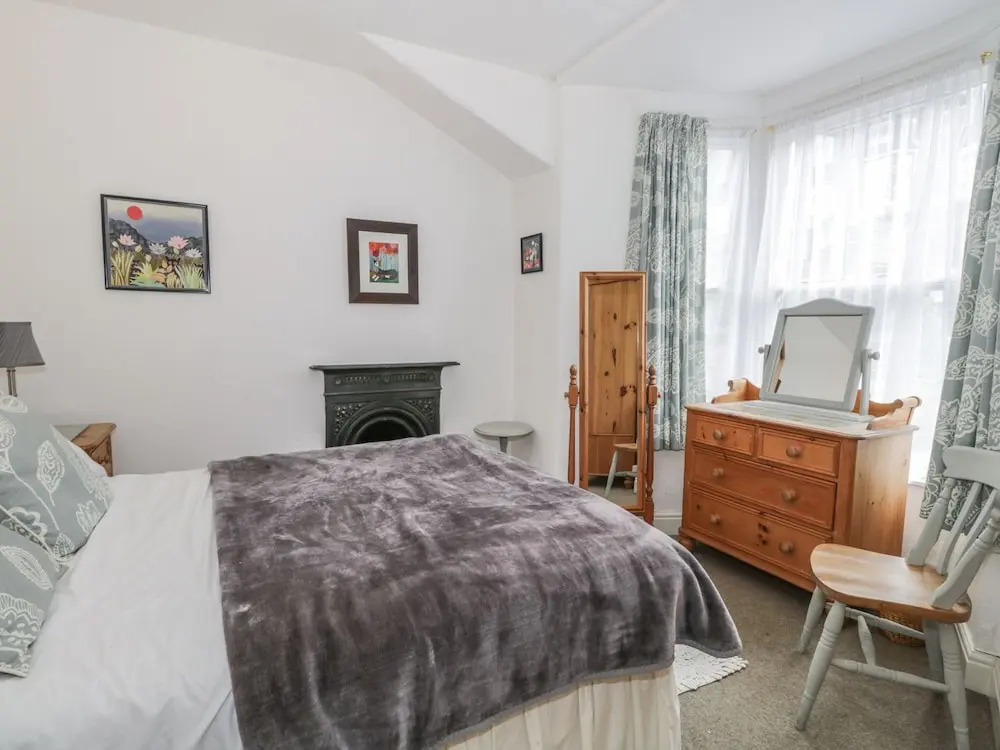 Honeysuckle Cottage