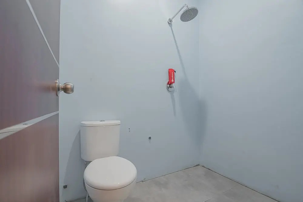 RedDoorz Syariah near Jalan Panglima Batur Banjarbaru