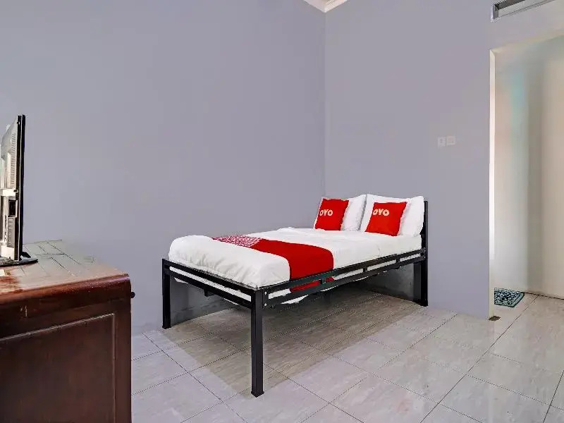 OYO Life 91592 Aaliya Guest House Syariah