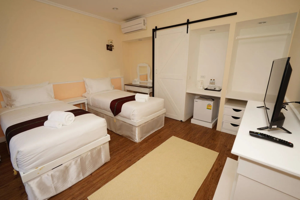 Pattaya Paradise Beach Resort