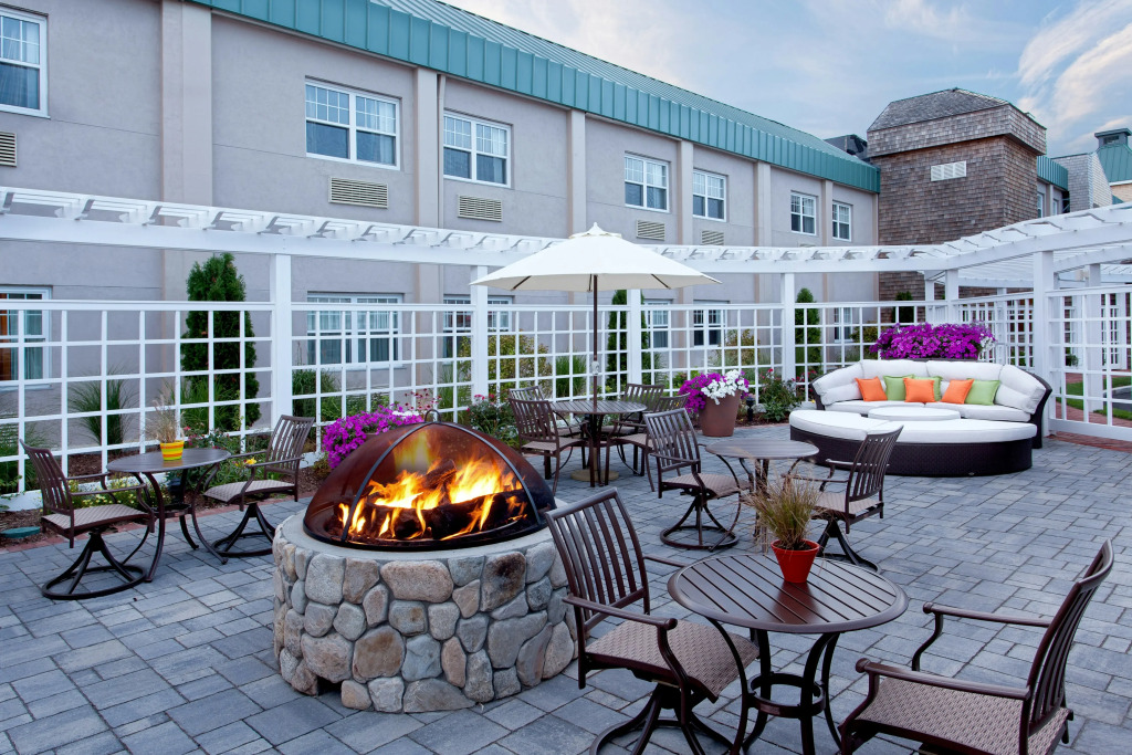 DoubleTree by Hilton Cape Cod - Hyannis