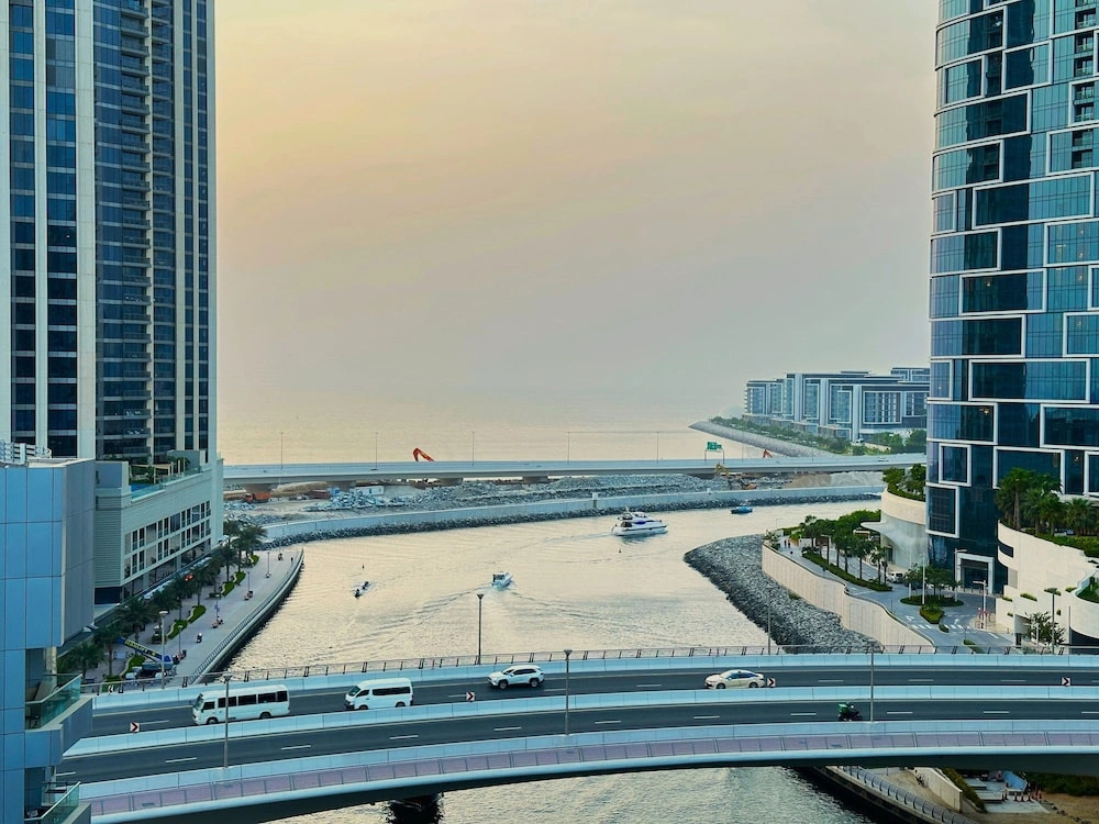 Luxury Full Marina View