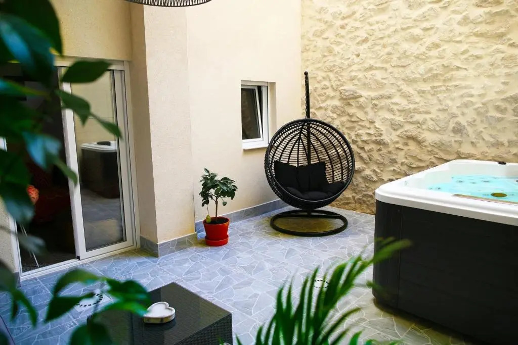 Jazmin 6 ( whole apartment )