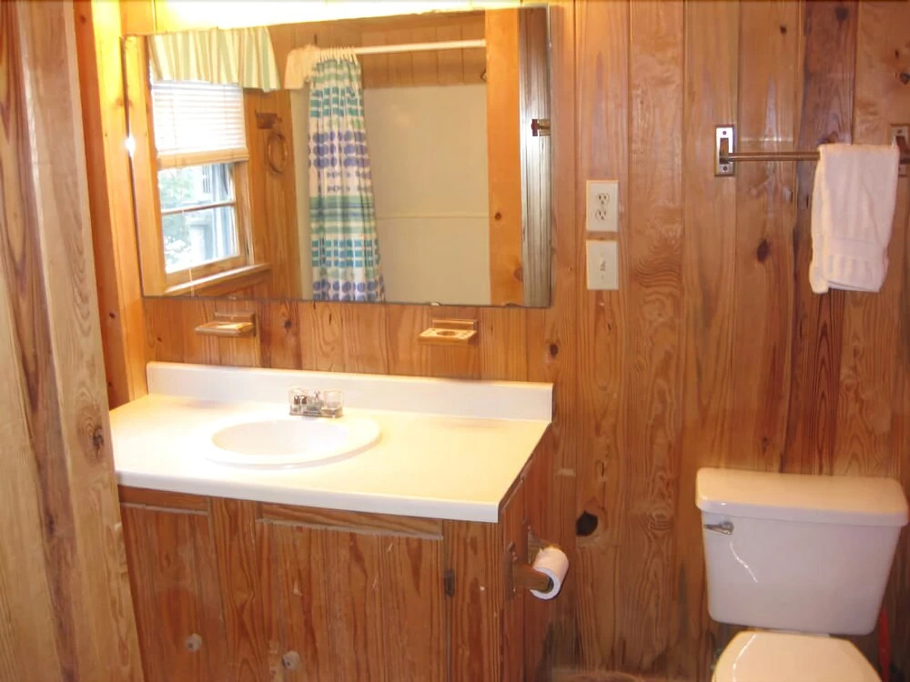Granny's Beach House - 6 Br Home