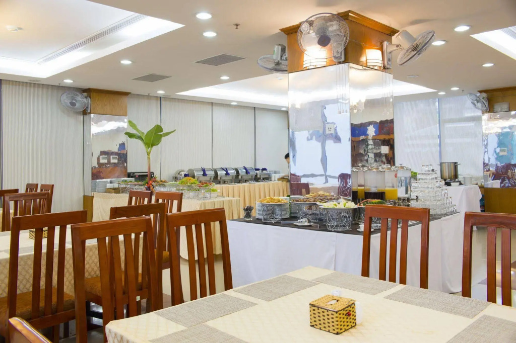 Holiday Central Nha Trang