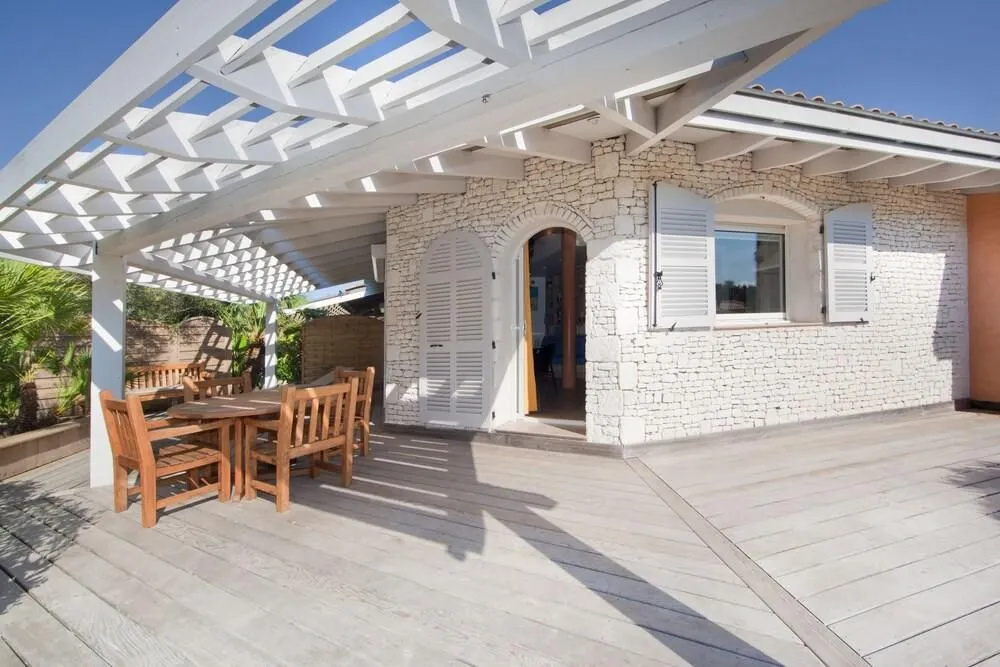 Charming Villa in Bonifacio for 4 to 5 Pers. 1km From the Port With air Conditioning