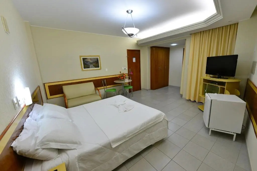 Vinds Plaza Hotel