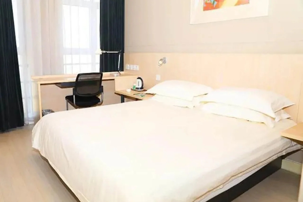 Jinjiang Inn (Tianjin Binhai International Airport Huaming Industrial Park)