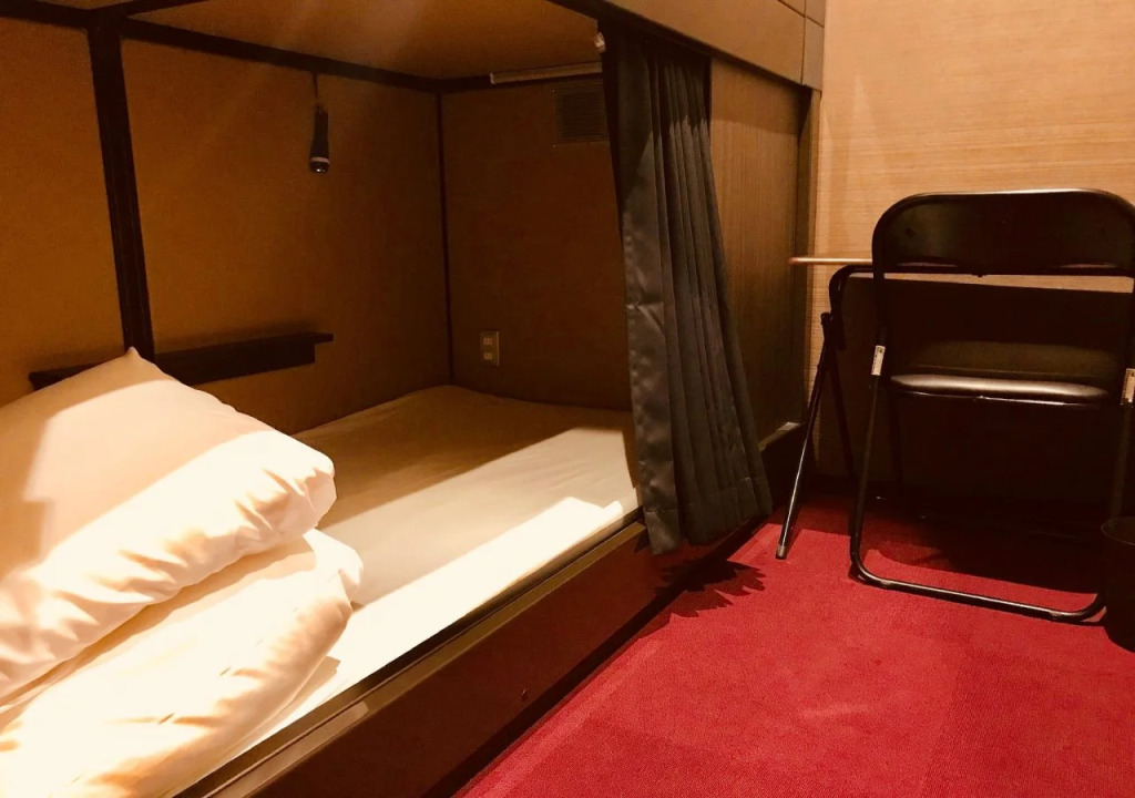 Capusule Hotel Hakodate
