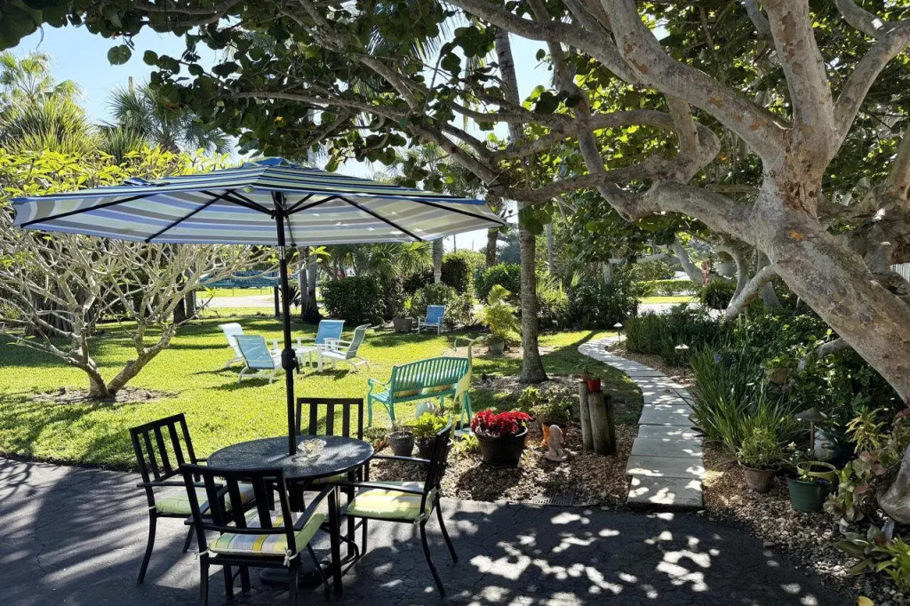 South Beach Place - Vero Beach