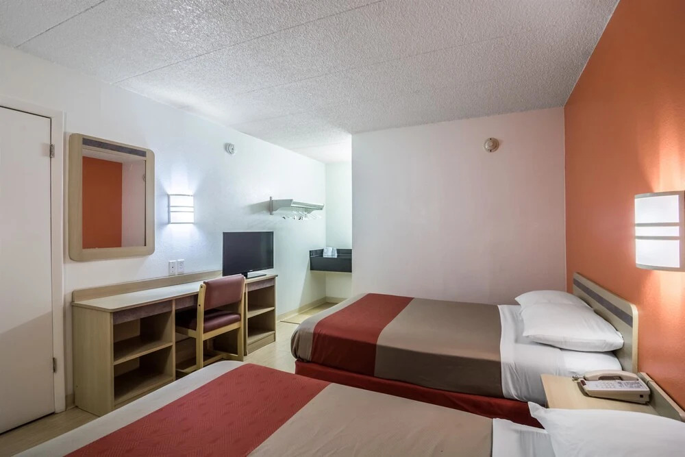 Motel 6 Chicago Southwest - Aurora