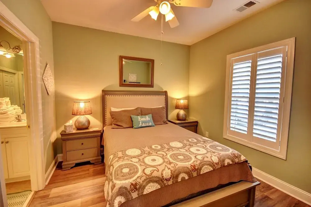 4803 Bovardia Place #102 2 Bedroom Condo by Redawning