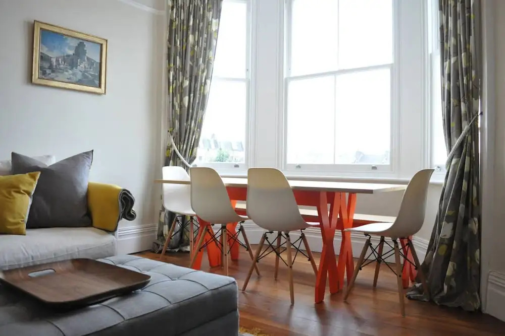 Beautiful 2 Bedroom Flat in Prime Notting Hill Location
