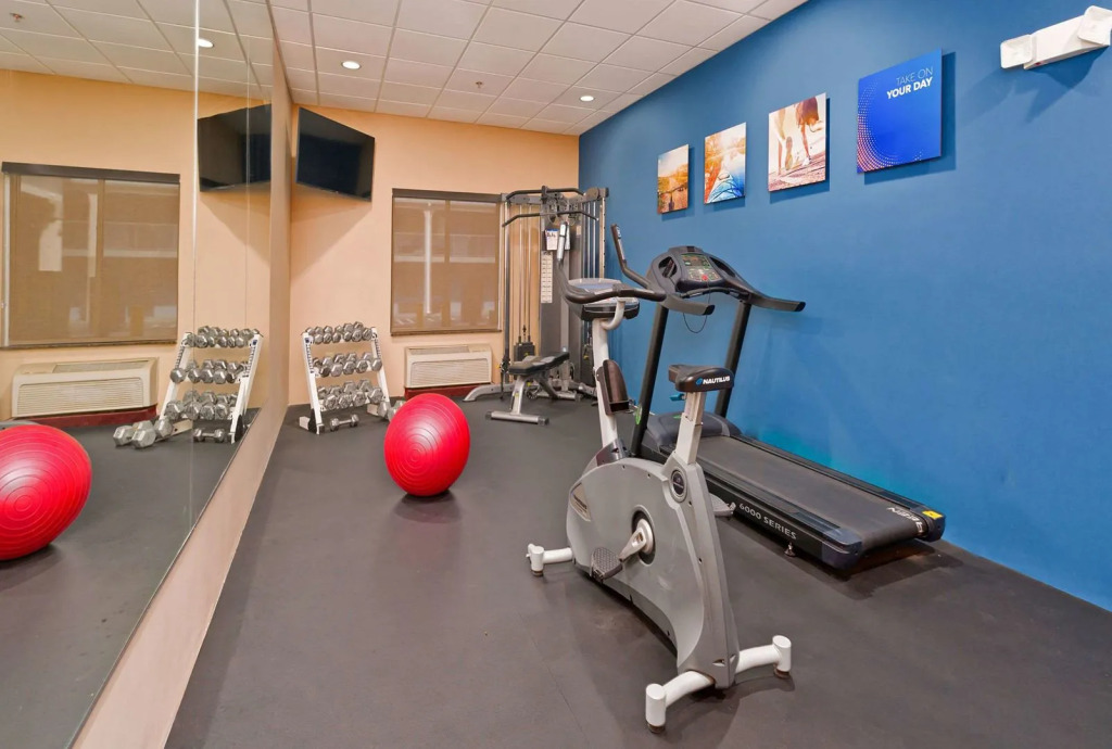 Comfort Inn & Suites Augusta West Near Fort Gordon