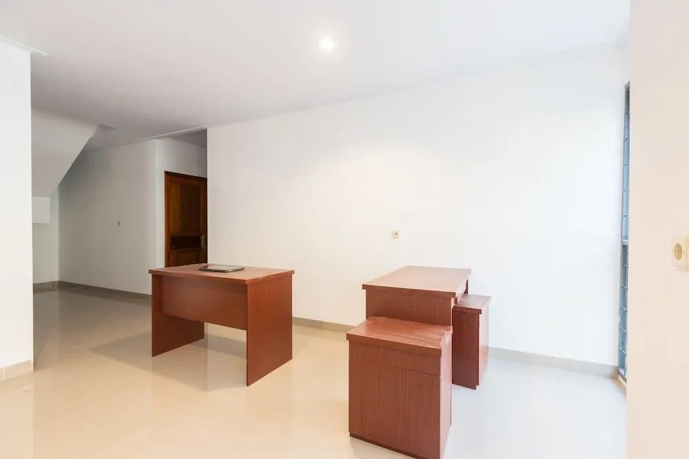 OYO 1310 Urban Residence