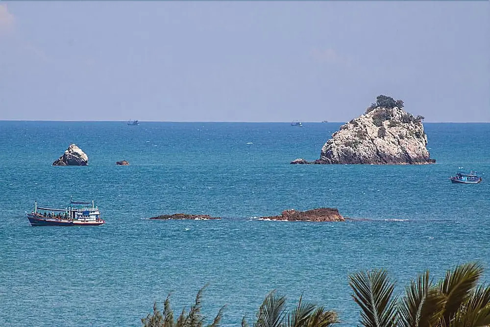 Ban Talay Khaw O12 - 4 Bedrooms