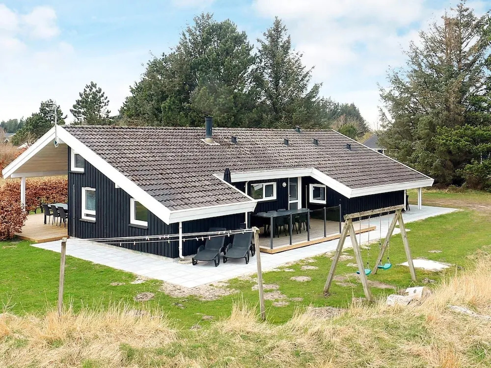 4 Star Holiday Home in Bindslev