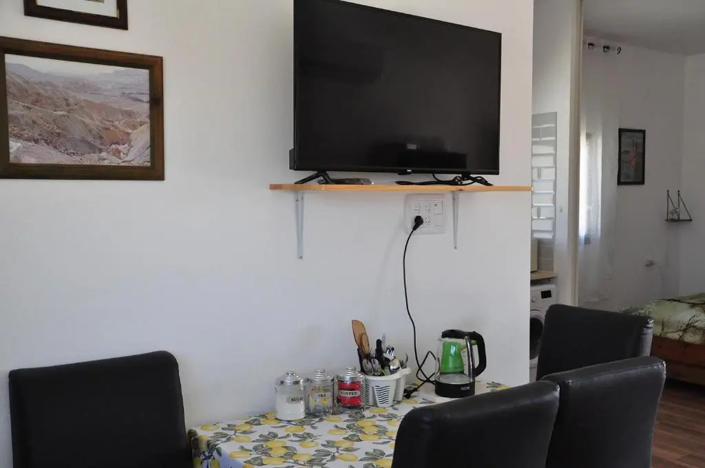 Vastu Dead Sea apartment