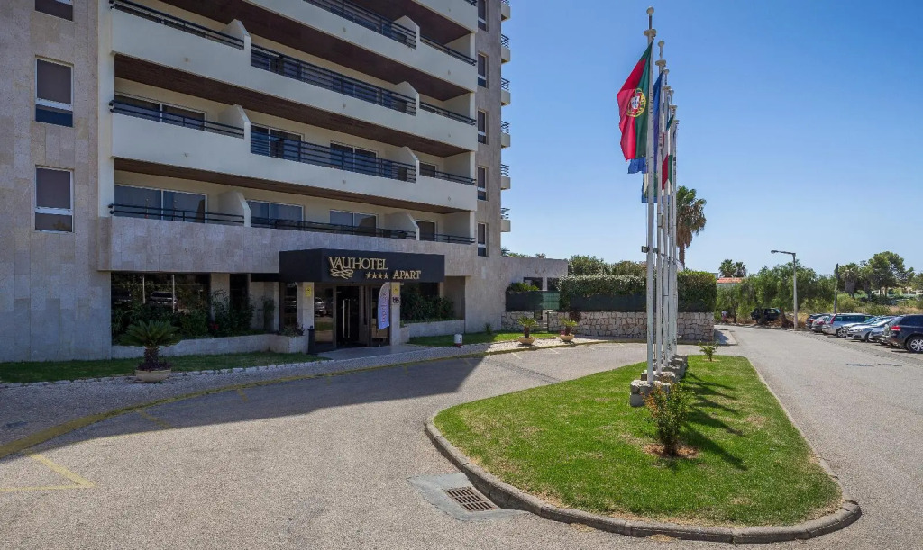 Отель Interpass VAU Hotel & Apartaments