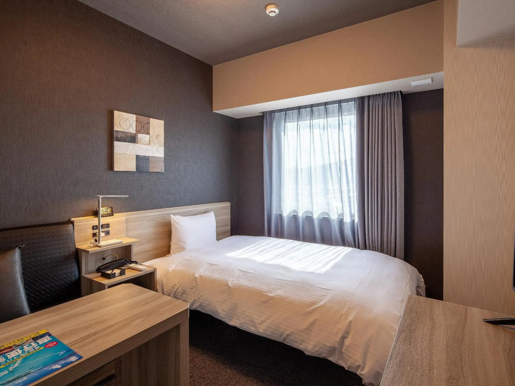 Hotel Route Inn Miyoshi Ekimae