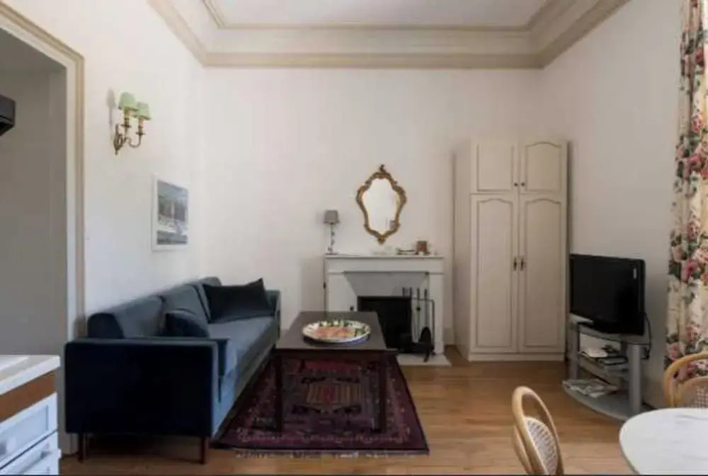 Stay at the Chateau- Studio 2P- With Pool and Park