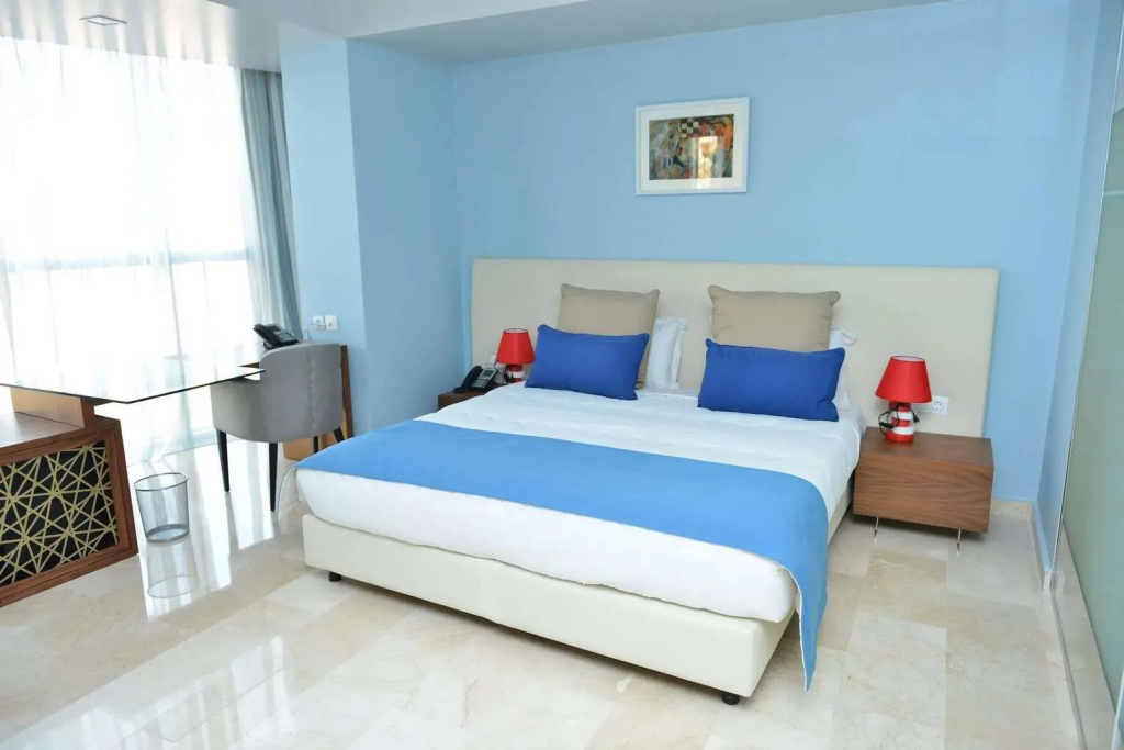 Hotel Adef