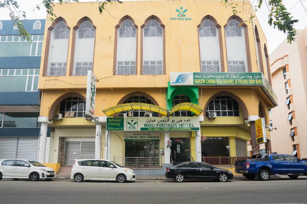 OYO 757 MFU Firdaus Hotel