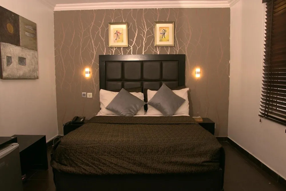 Angel Hotel