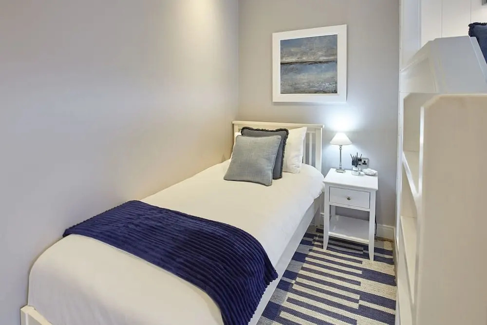 Host & Stay - Puffins Rest