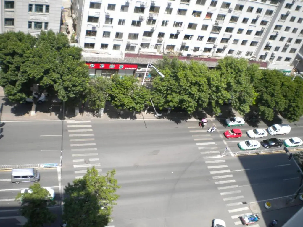Chengde Mountain Resort Xinyu Apartment