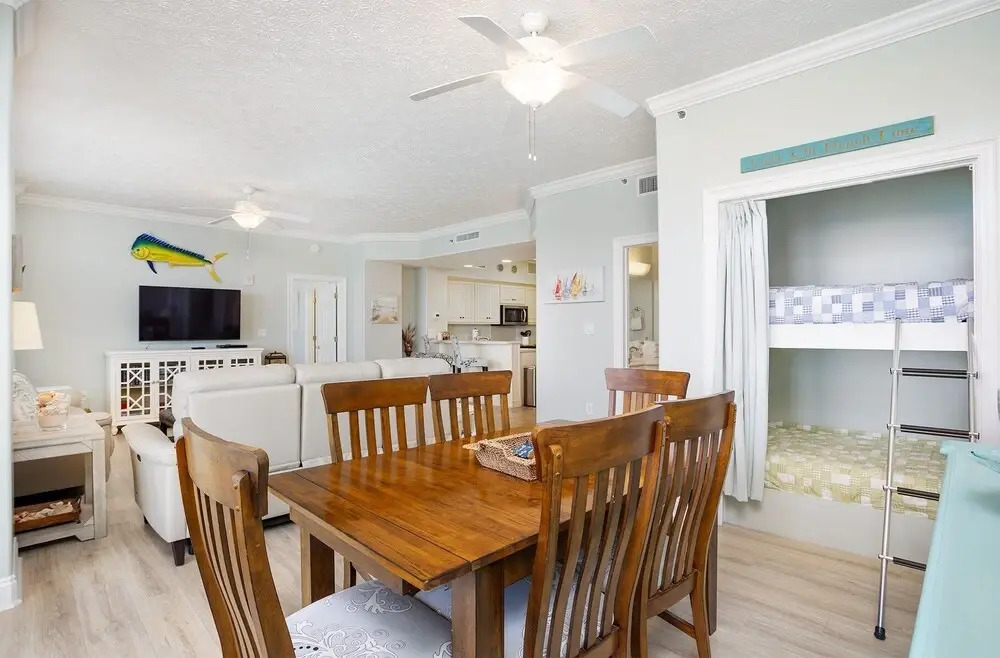 Wondrous Oceanfront Condo with Free Poolside WiFi - Unit 1105 by RedAwning