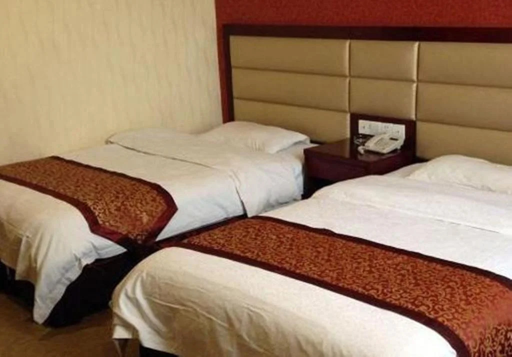 Cailong Express Inn