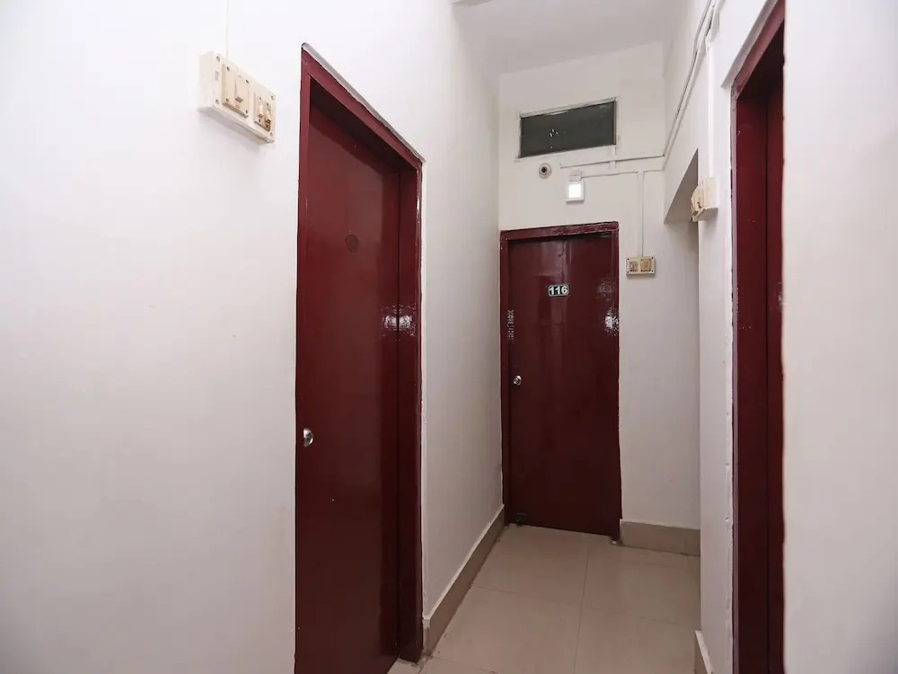 OYO 9562 Hotel Upasana Palace