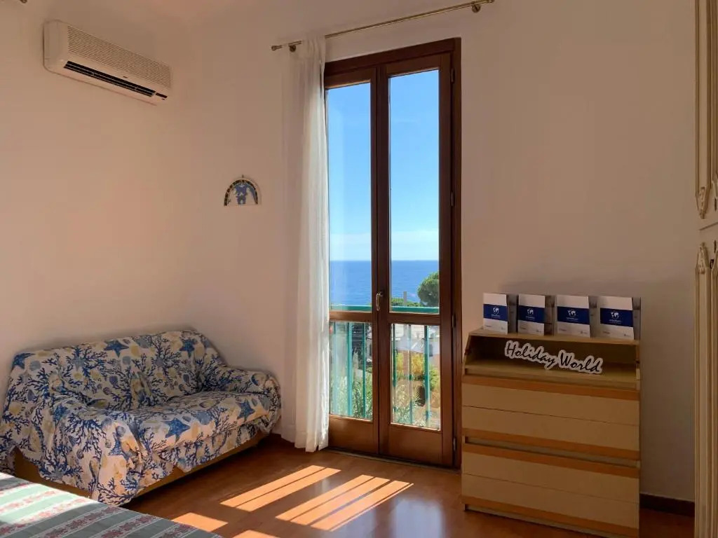 House Sole E Mare by Holiday World