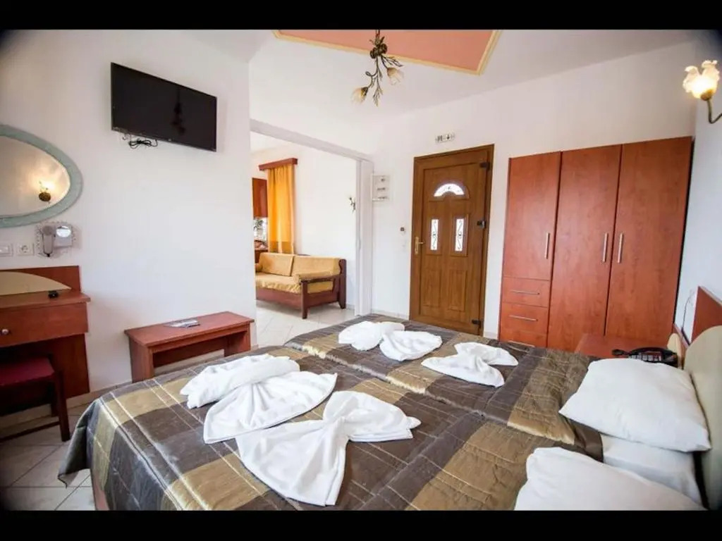 Room in Apartment - A spacious and bright studio with balcony no123