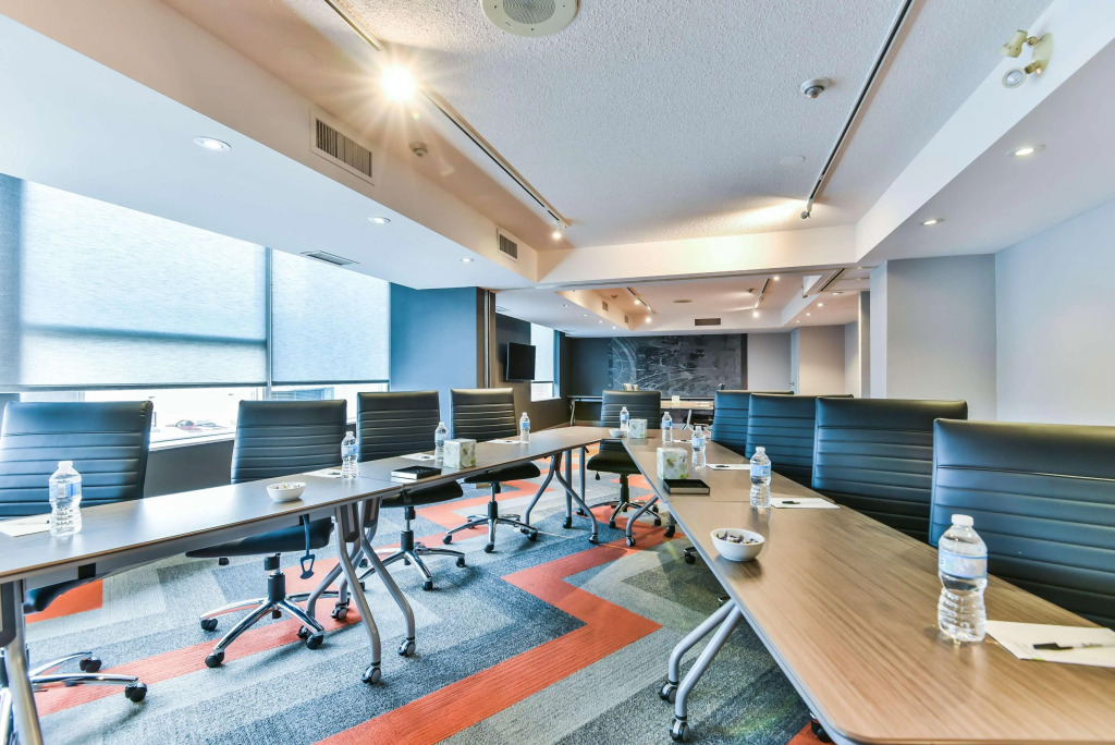 Radisson Suites Hotel Toronto Airport