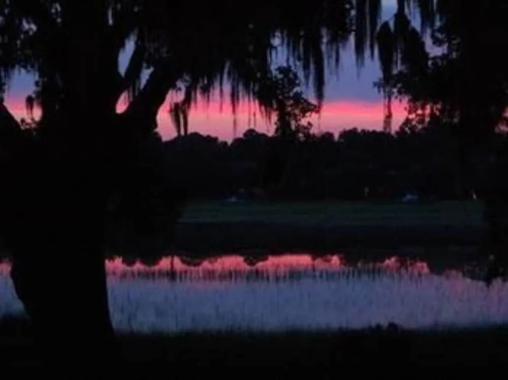 Plantation Oaks Inn