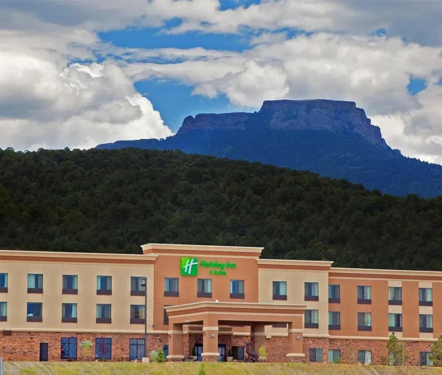 Holiday Inn Hotel And Suites Trinidad