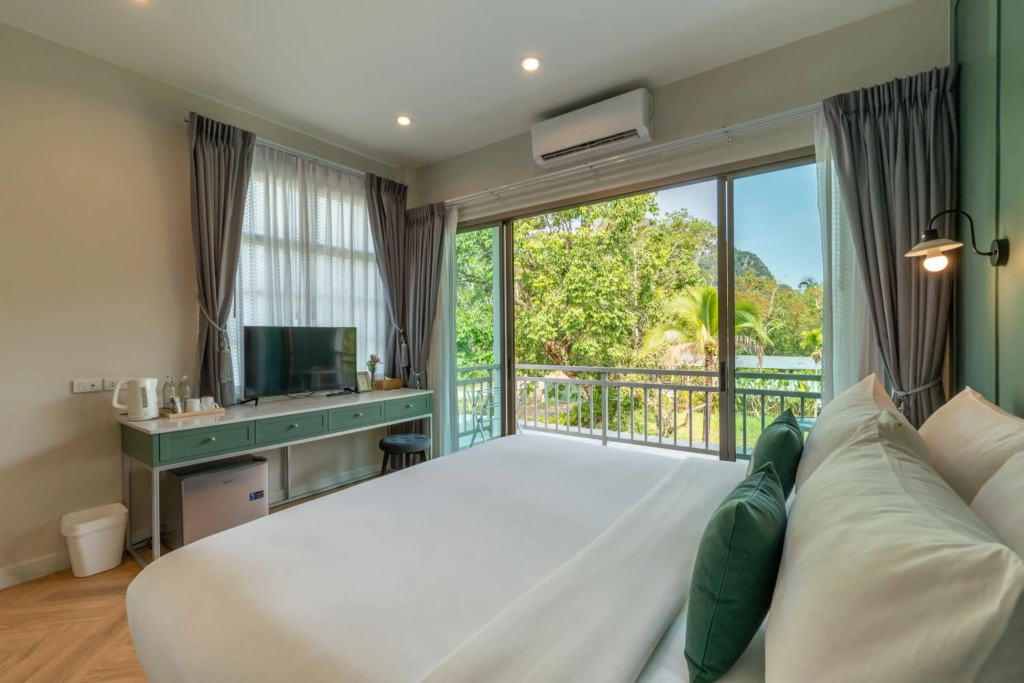 Blu Monkey Pooltara Krabi Hotel & Villas Pet Friendly