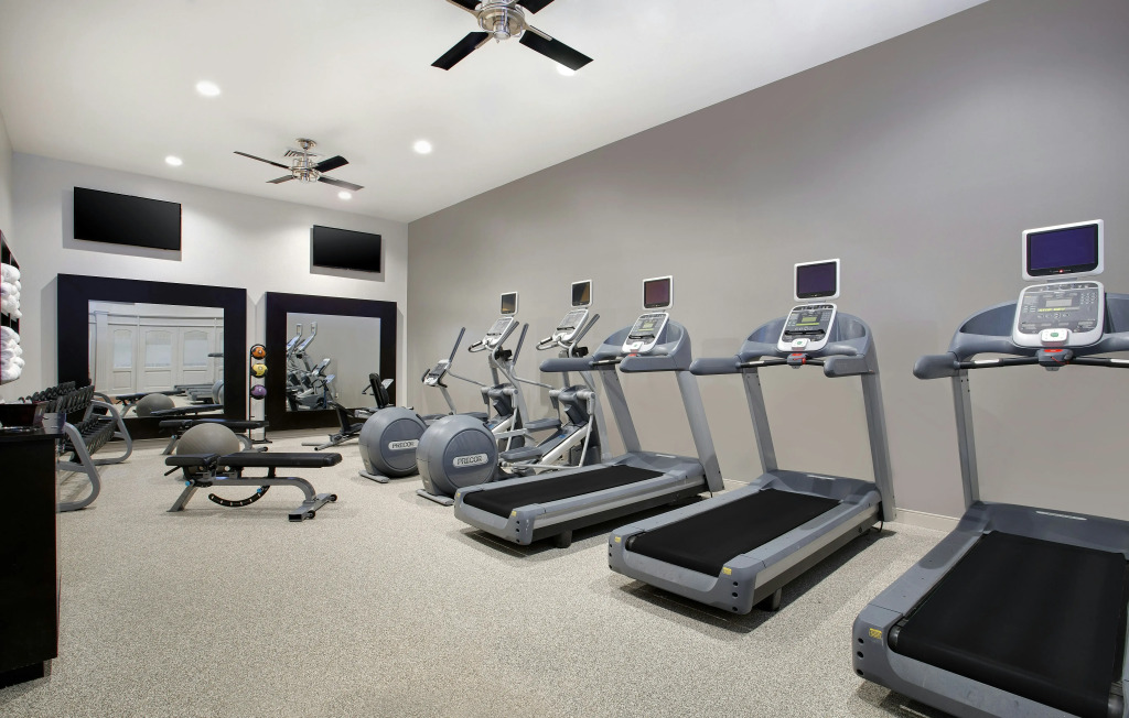 Embassy Suites by Hilton Orlando International Drive Convention Center