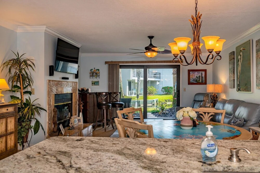 SEA Winds 56 - Pristine AND Immaculate Beach Condo