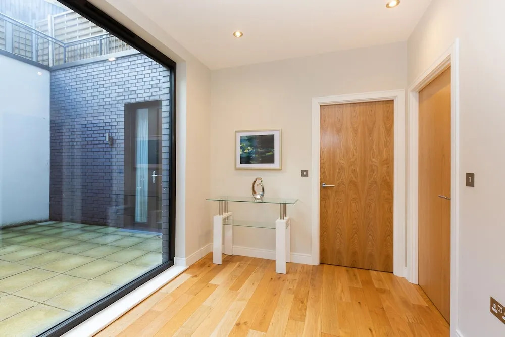 Split Level 2 Bed In Maida Vale, Near Paddington