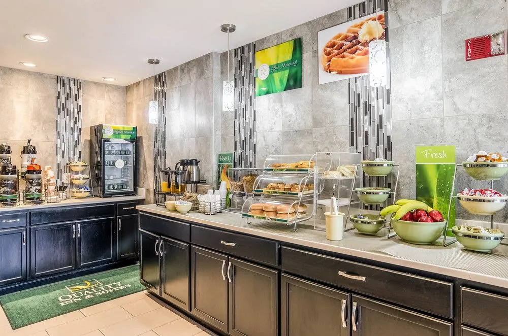 La Quinta Inn & Suites Westminster Promenade