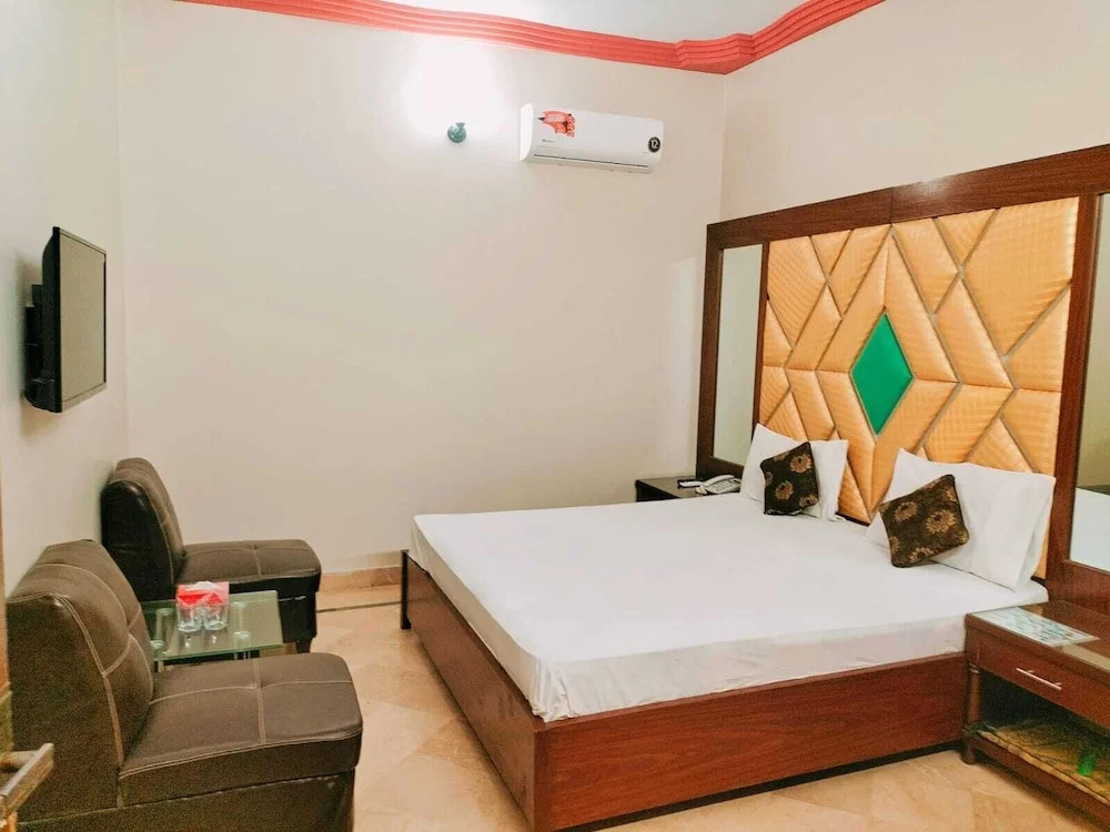 Subhan Palace Guest House