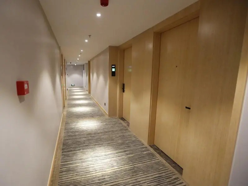 GreenTree Inn Express Linyi Tangtou Hot Spring Guantang Street