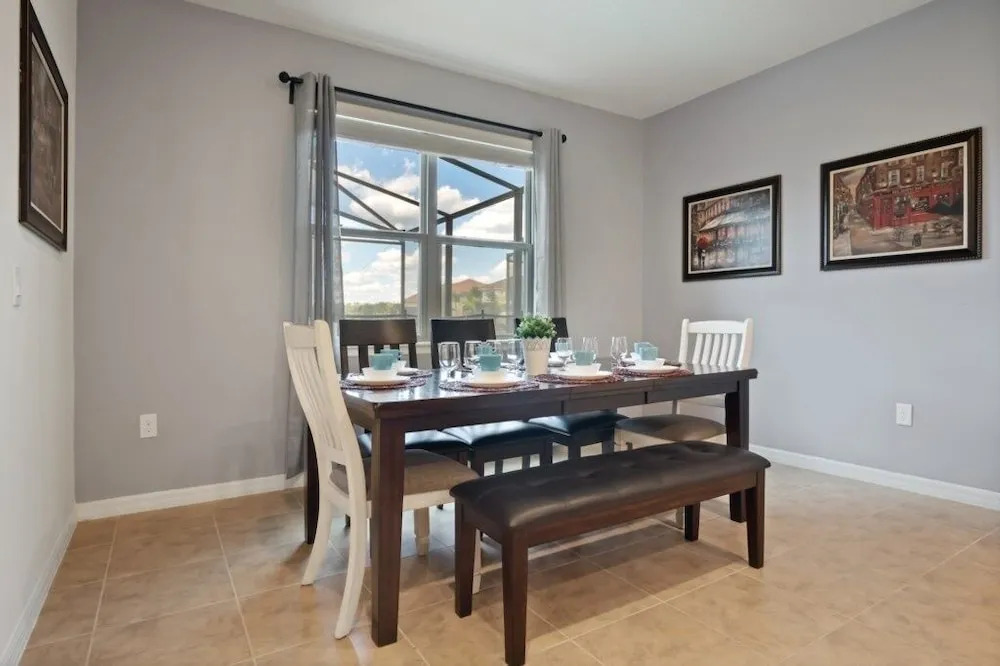 Spacious 5bd Pool Hm W/ Spa, Wifi-solterra 5441 5 Bedroom Home