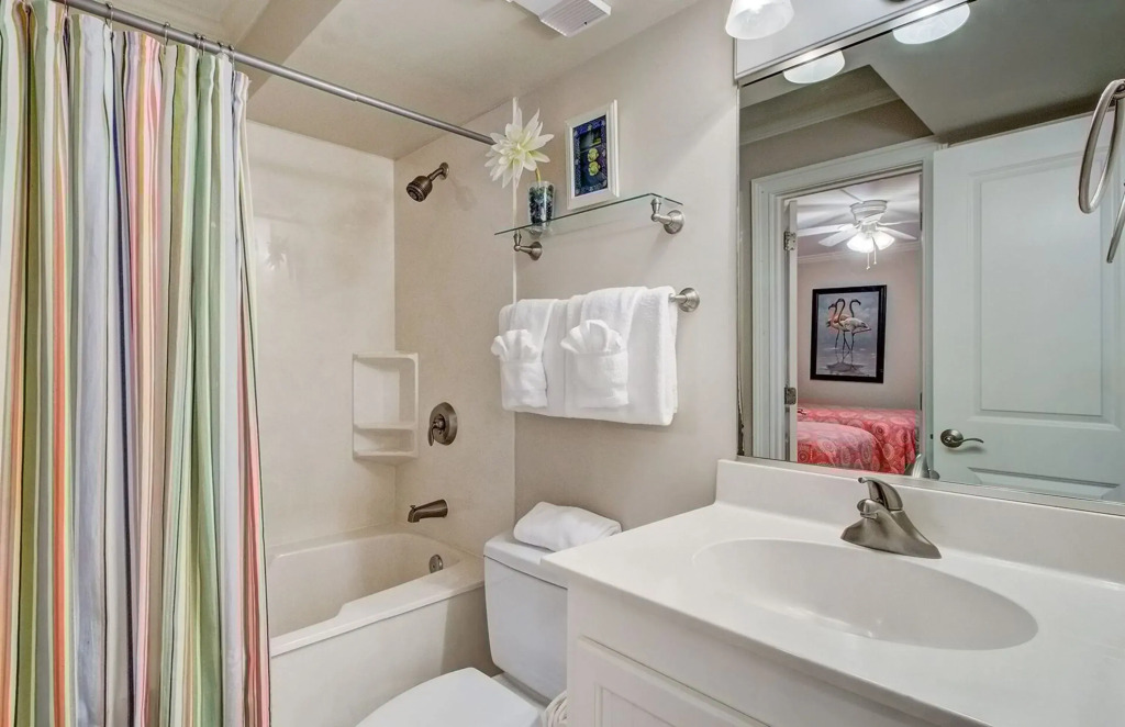 216 C Shipwatch by Avantstay Shared Pool + Ocean Views + Walk to the Beach