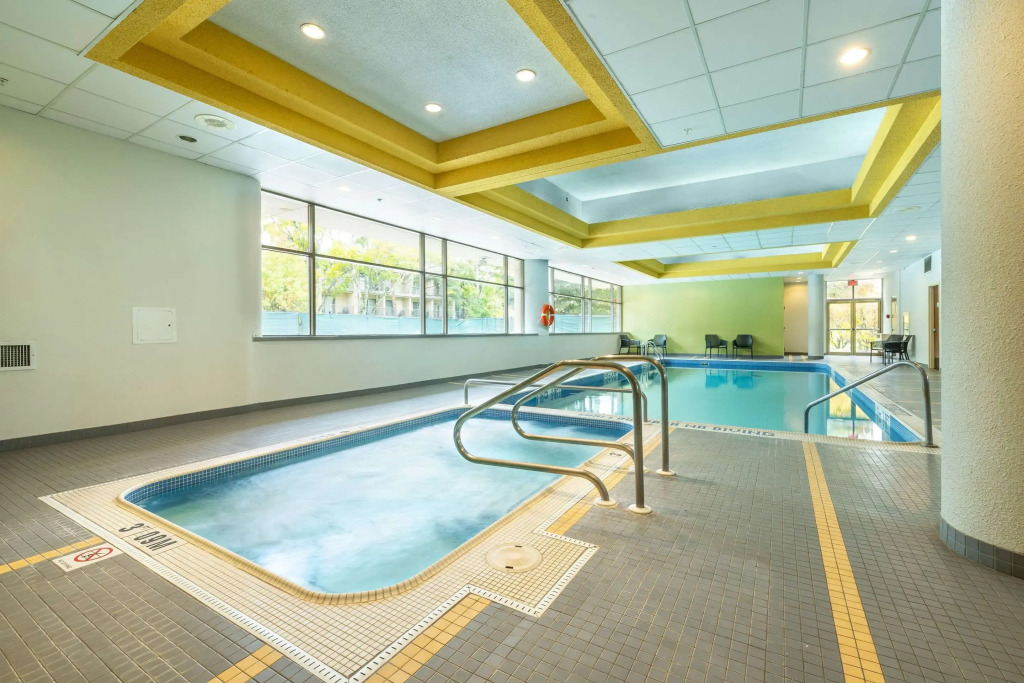 Allure Hotel & Conference Center