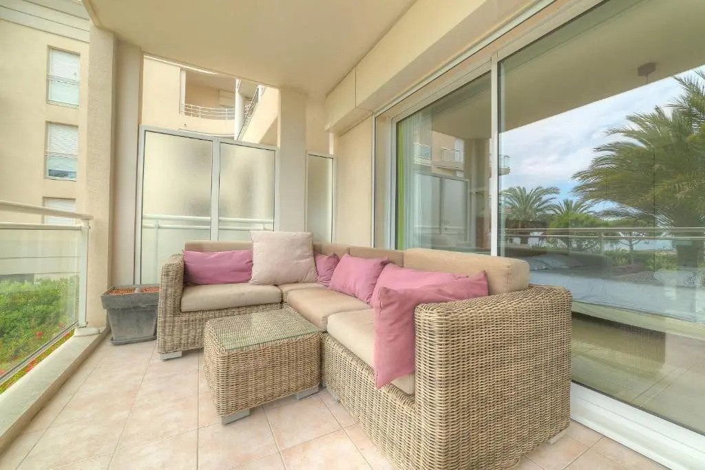 IMMOGROOM - Sea view - Terrace- Swimming-Pool - 1 min from the beach