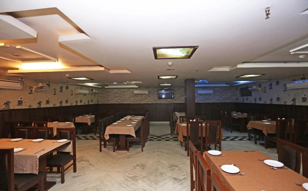 MD 9 Star Hotel